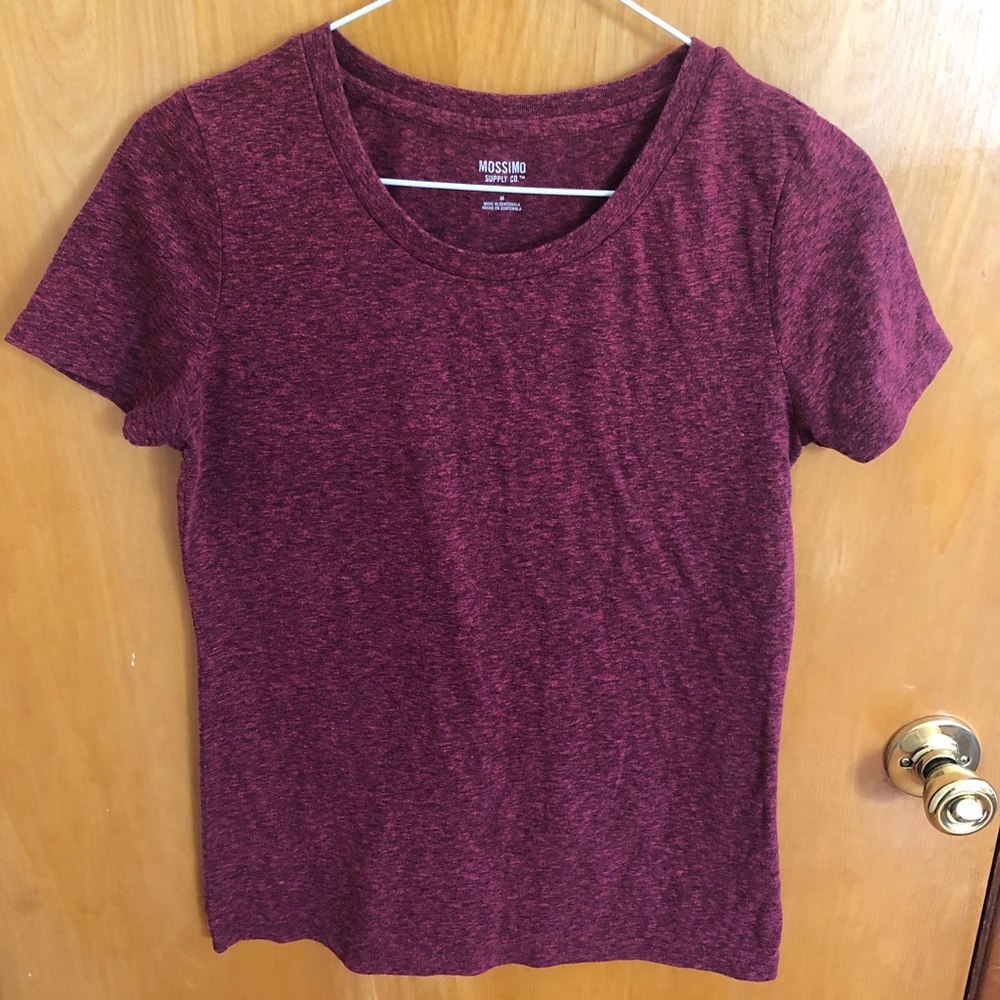 Maroon Short Sleeve Tee - Size Medium